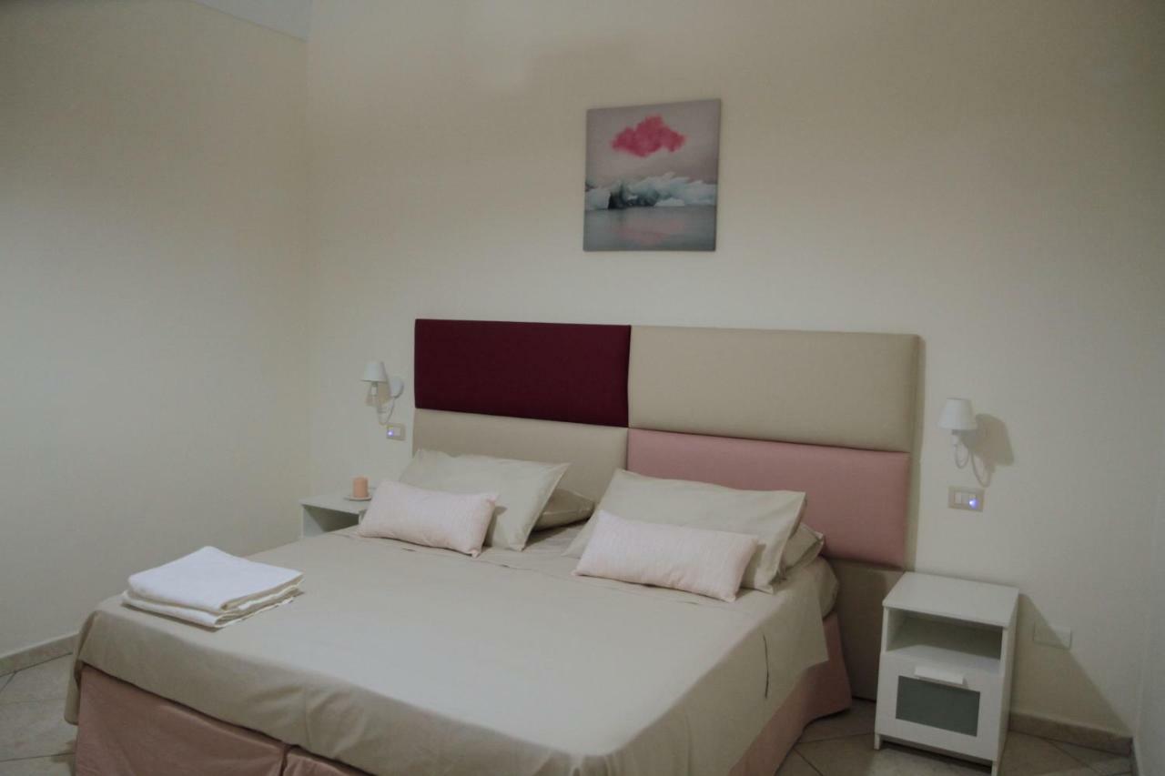 Giulia'S House Apartments SantʼAntonio Abate المظهر الخارجي الصورة