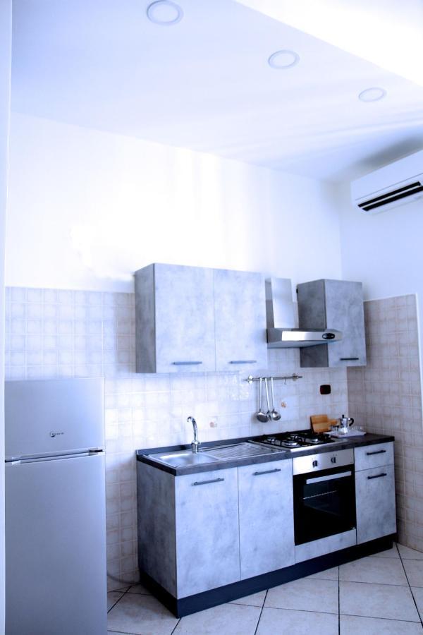 Giulia'S House Apartments SantʼAntonio Abate المظهر الخارجي الصورة